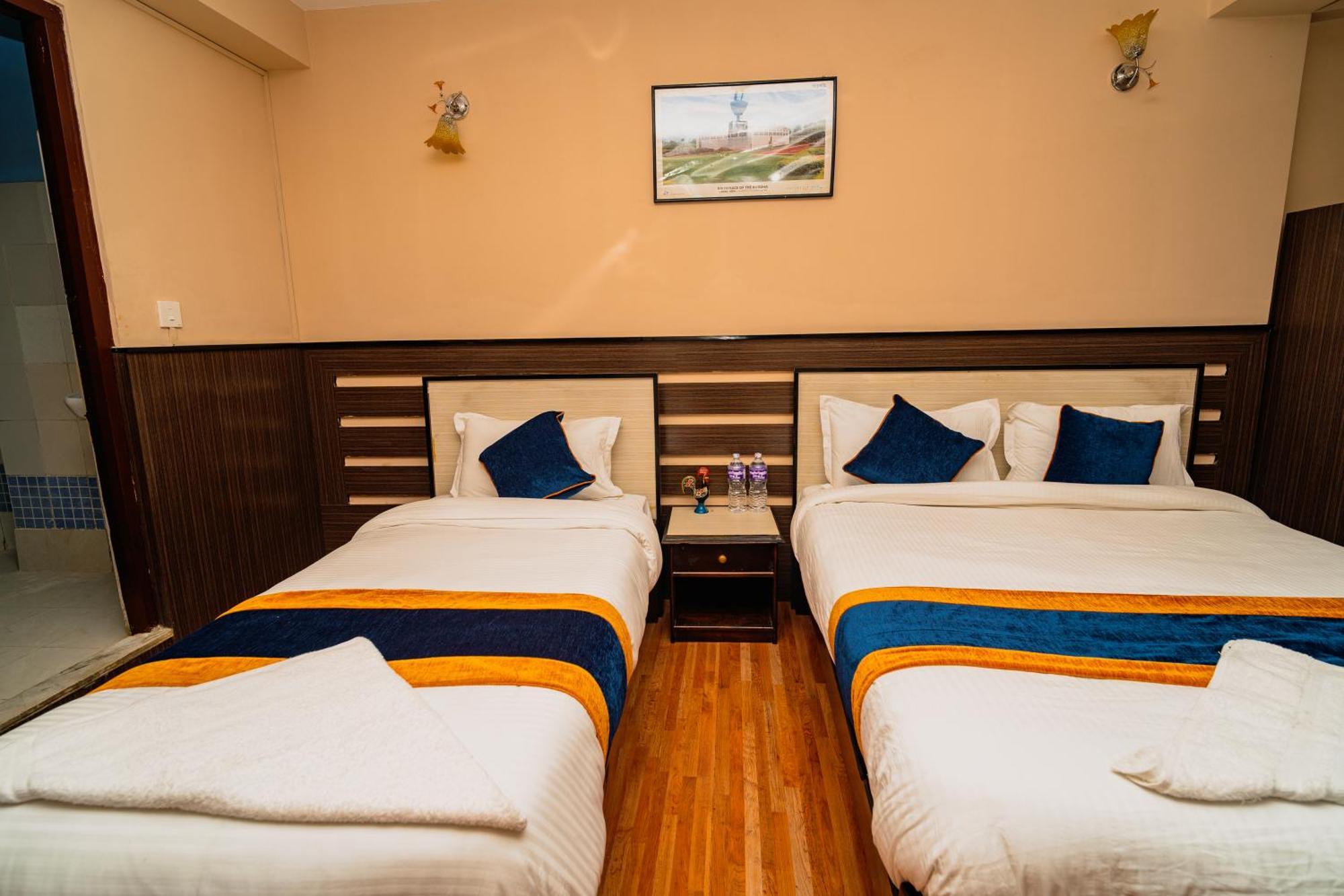 Karma Travellers Home Катманду Экстерьер фото