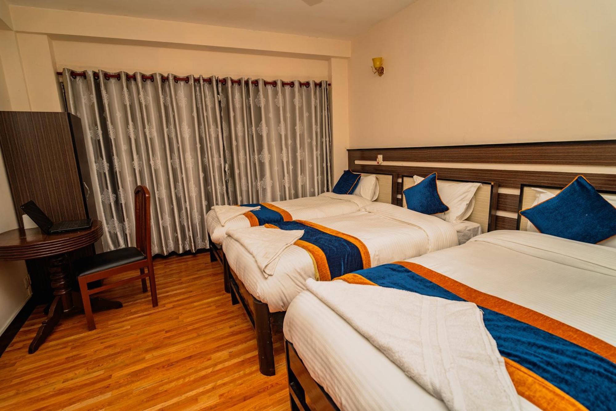 Karma Travellers Home Катманду Экстерьер фото